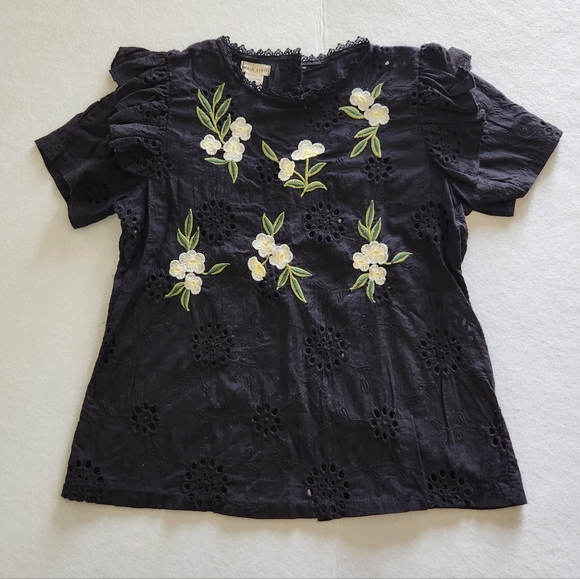 Main Strip Tops - Main Strip Black Eyelet Floral Embroidered Short Sleeve Top Size Small